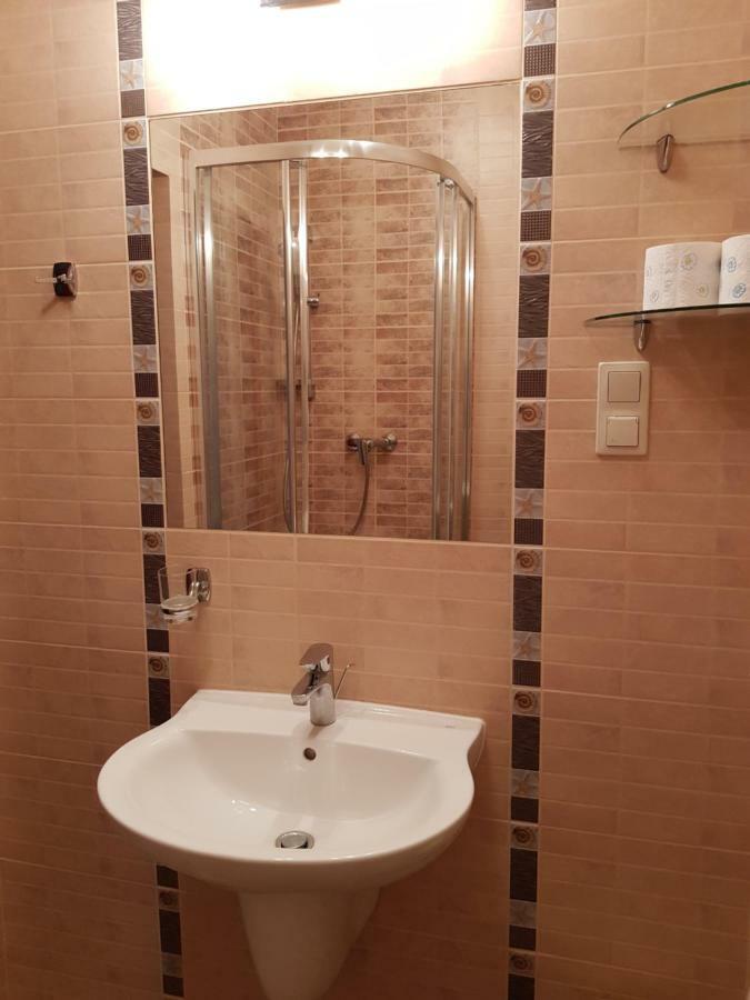 Posejdon Bed & Breakfast Ustronie Morskie Bagian luar foto
