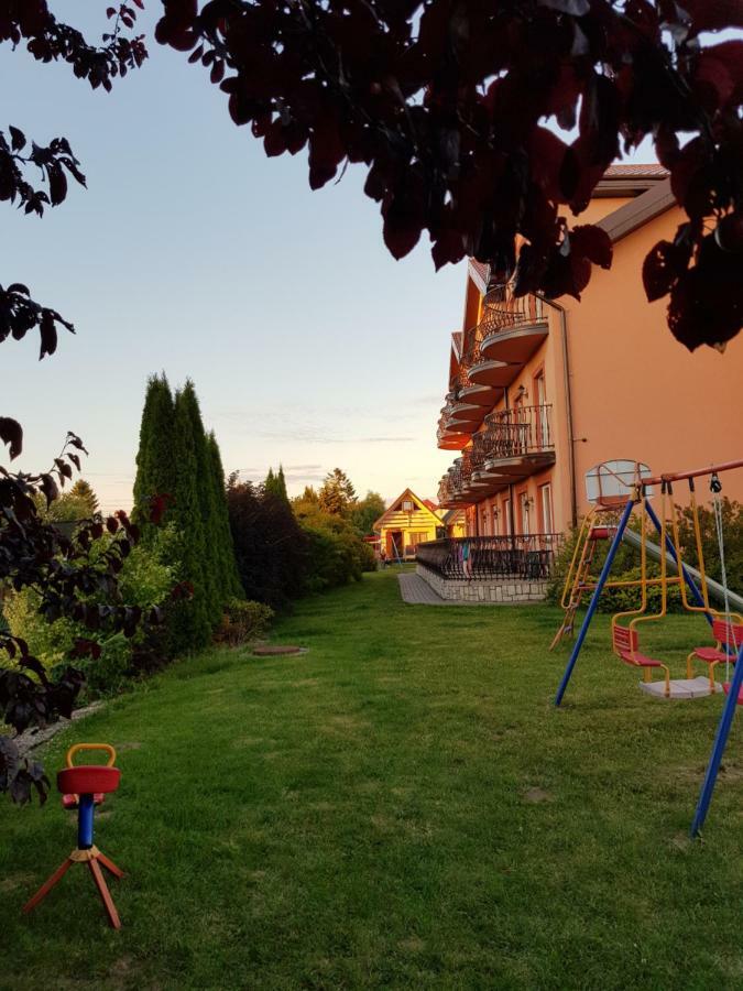 Posejdon Bed & Breakfast Ustronie Morskie Bagian luar foto