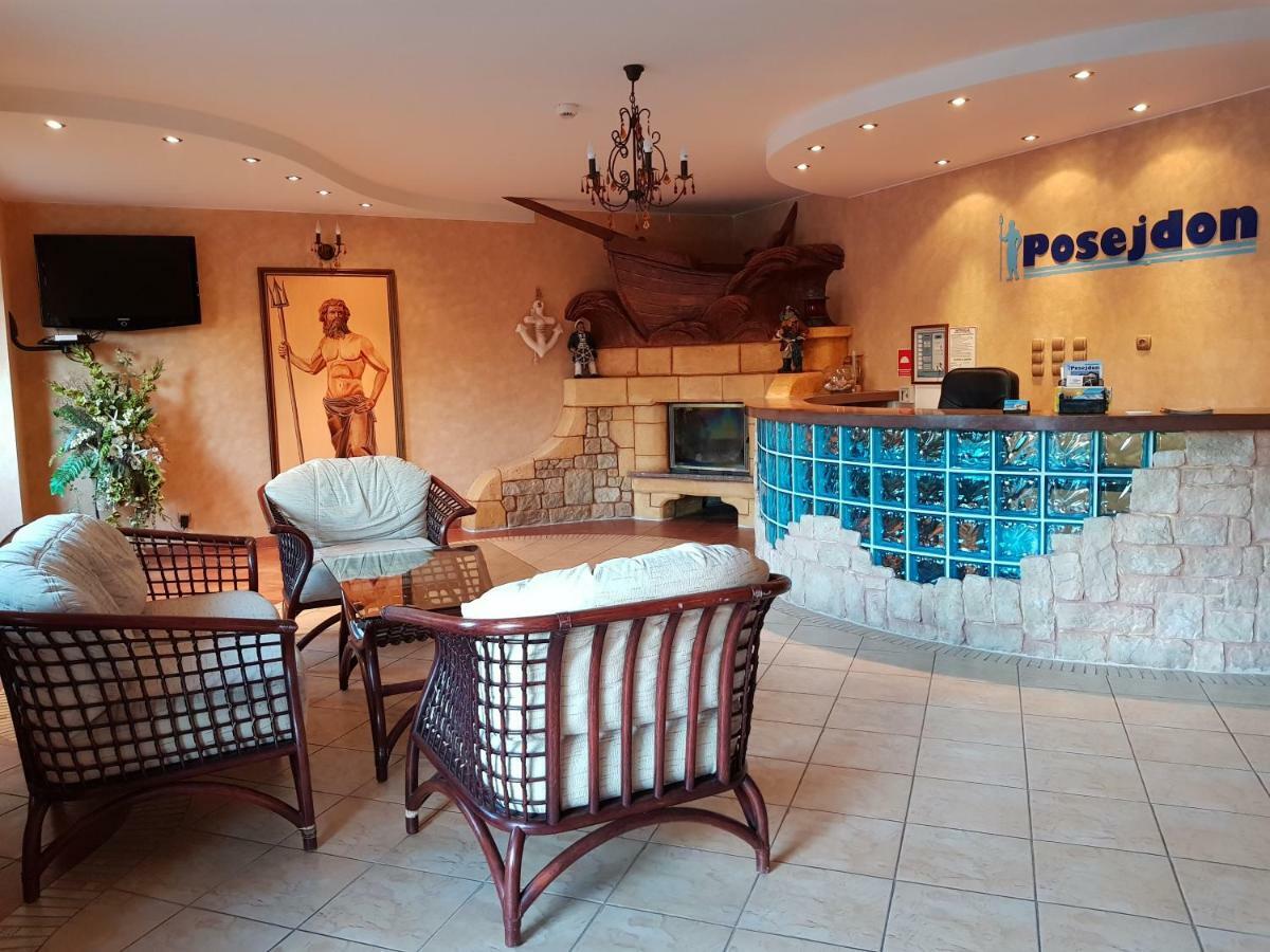 Posejdon Bed & Breakfast Ustronie Morskie Bagian luar foto