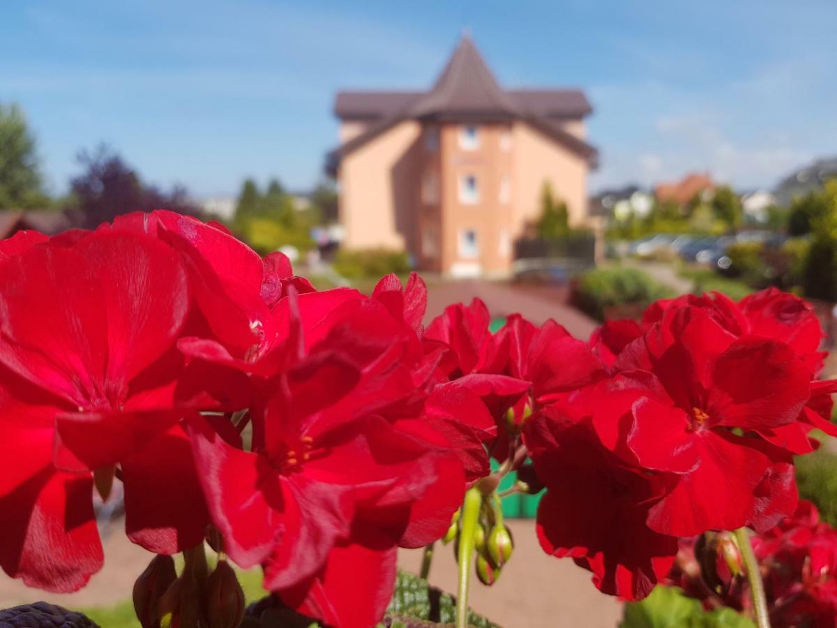 Posejdon Bed & Breakfast Ustronie Morskie Bagian luar foto