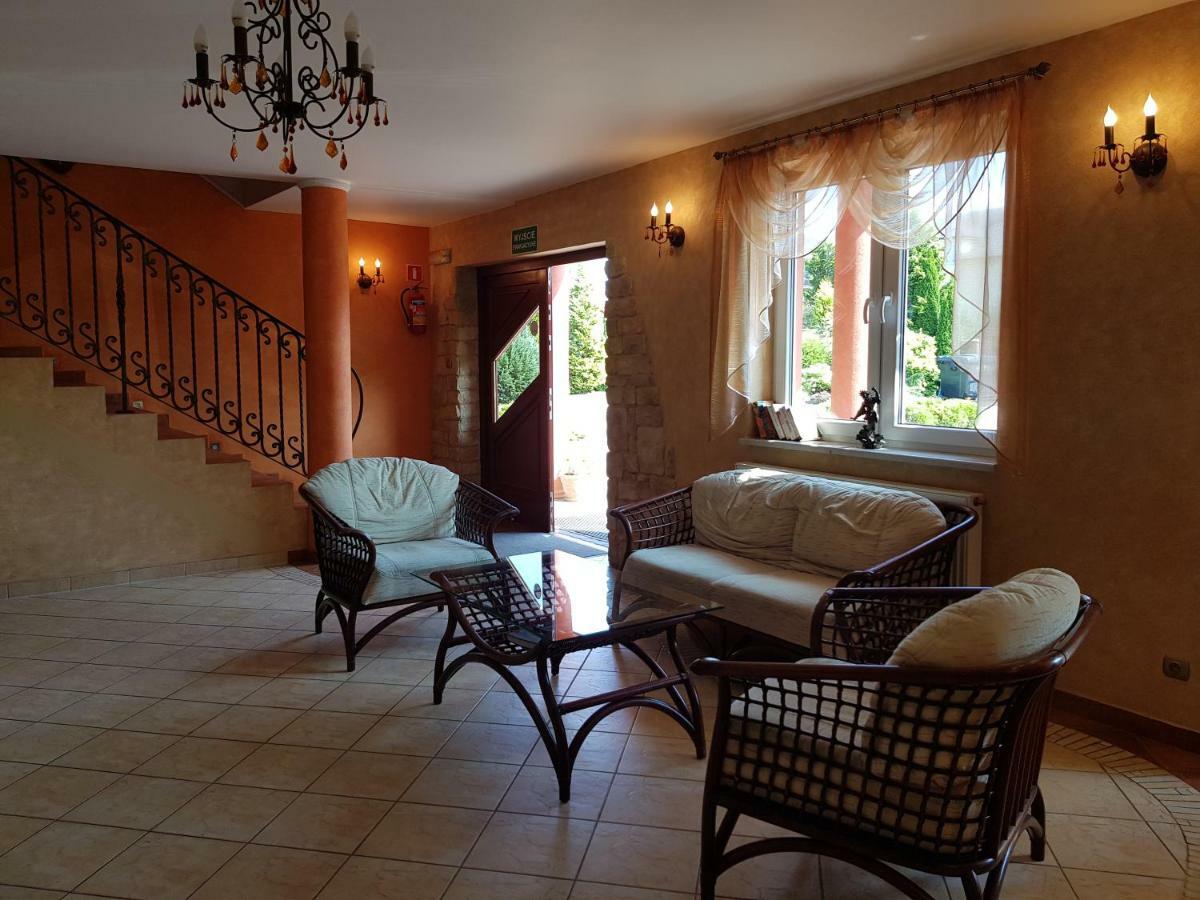 Posejdon Bed & Breakfast Ustronie Morskie Bagian luar foto