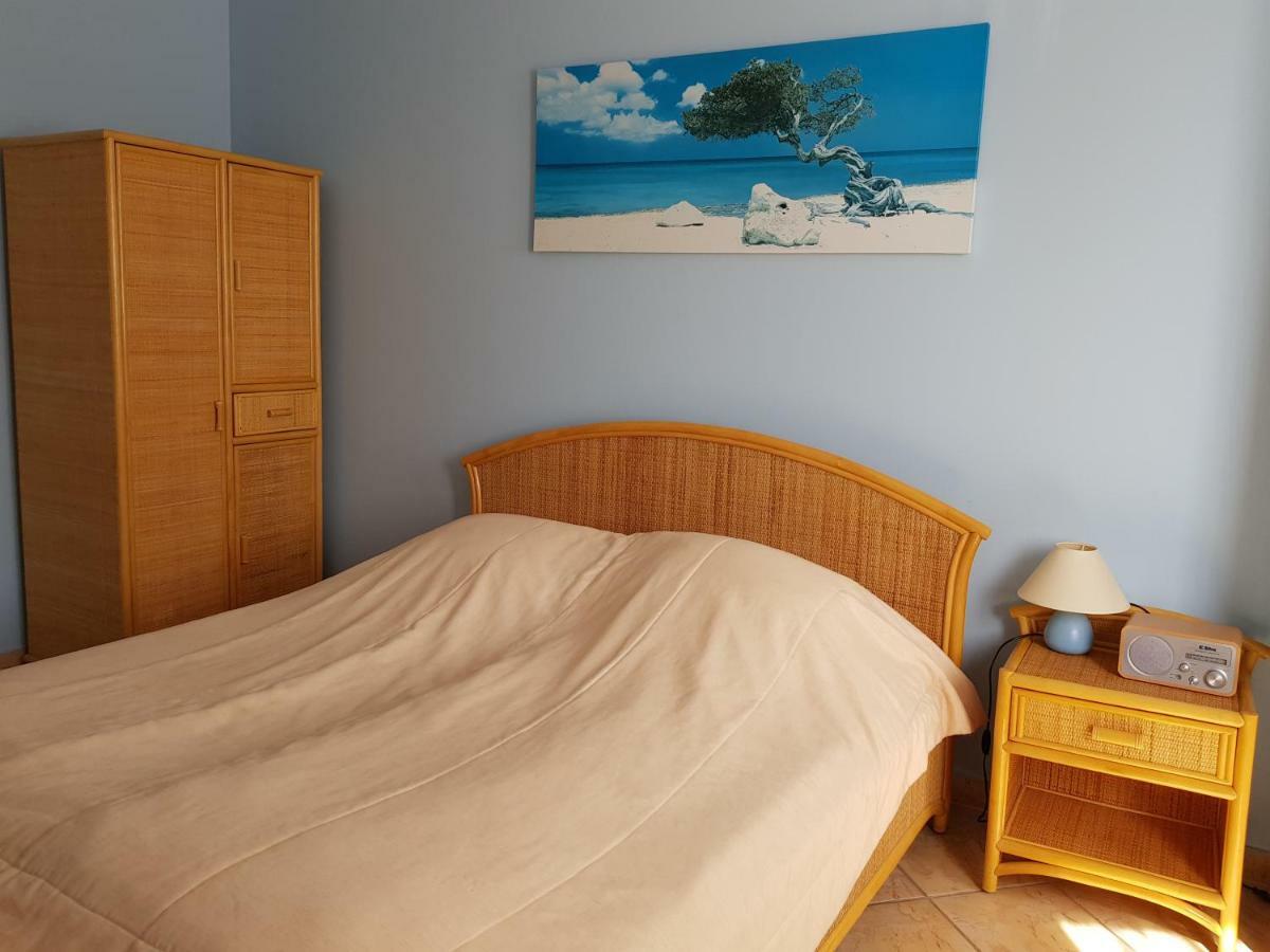 Posejdon Bed & Breakfast Ustronie Morskie Bagian luar foto
