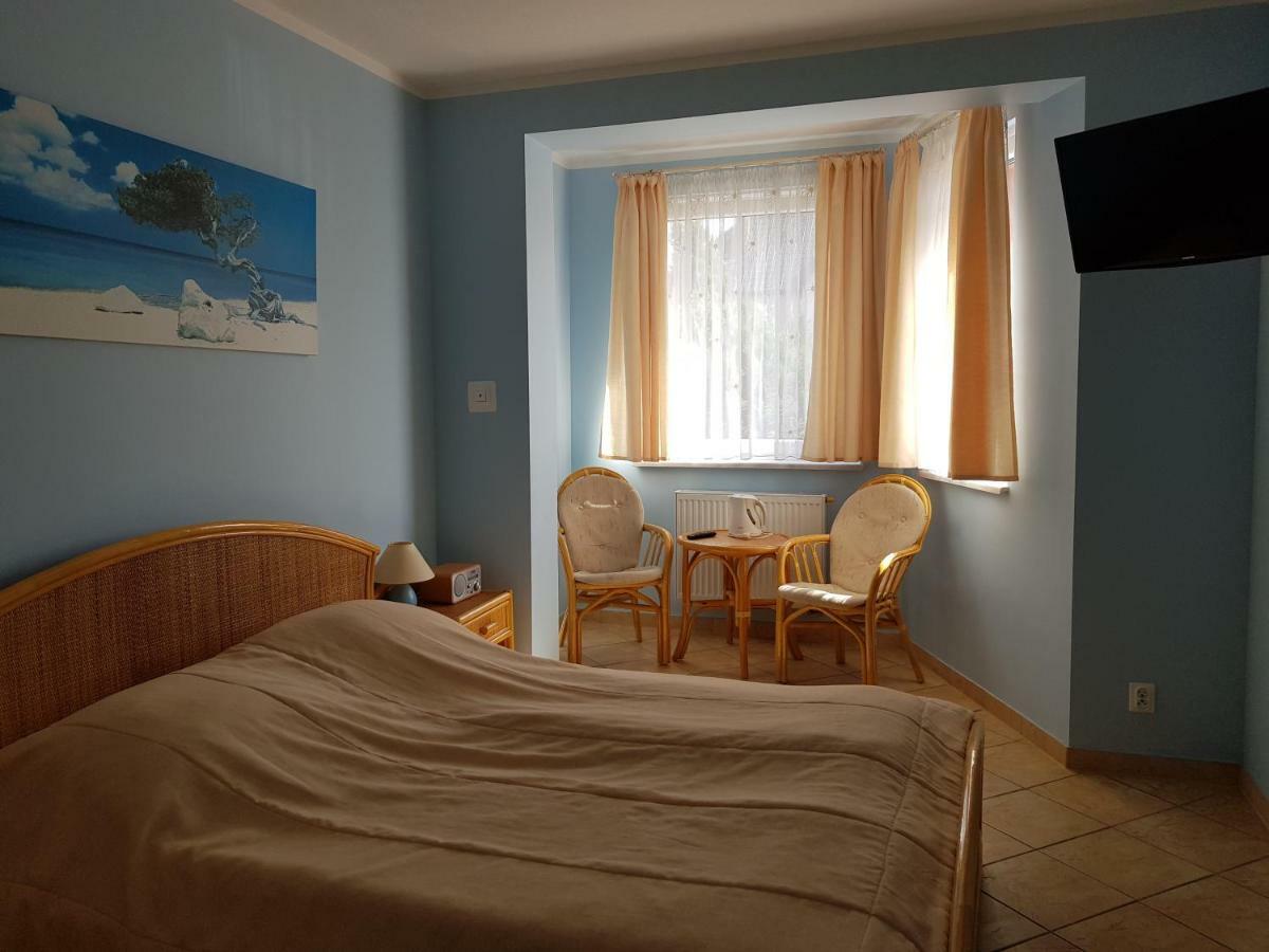 Posejdon Bed & Breakfast Ustronie Morskie Bagian luar foto