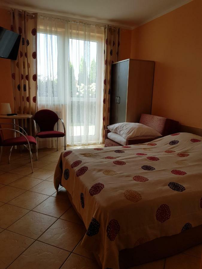 Posejdon Bed & Breakfast Ustronie Morskie Bagian luar foto